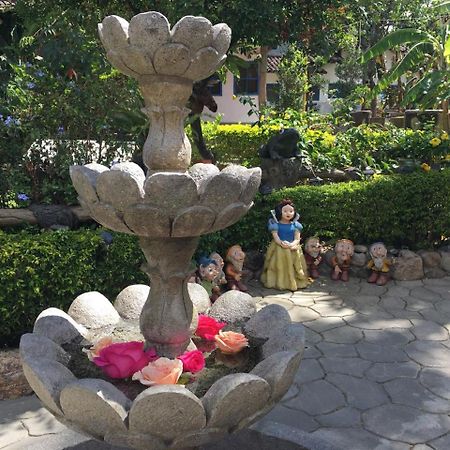 Hostal Jardin Escondido Vilcabamba Zewnętrze zdjęcie